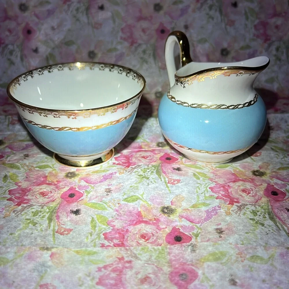 Southerland Creamer & Sugar Set